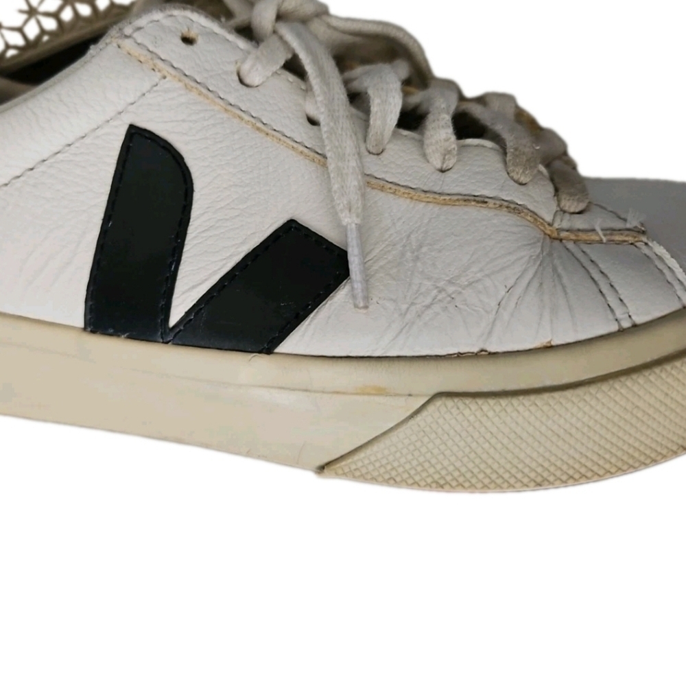 VEJA Womens White & Black Campo Leather Sustainable Designer Sneakers 6 - Picture 16 of 16